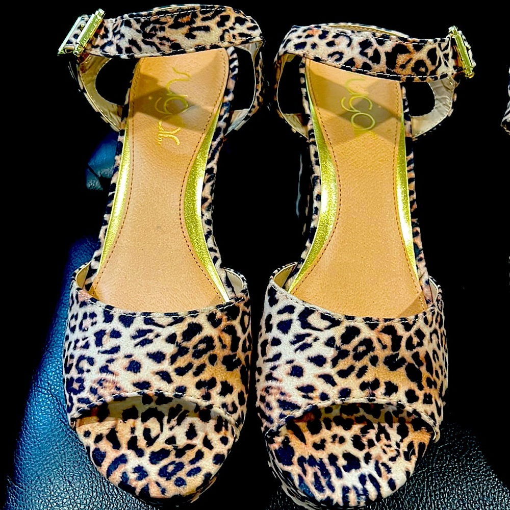 Brand new cheetah high heels
